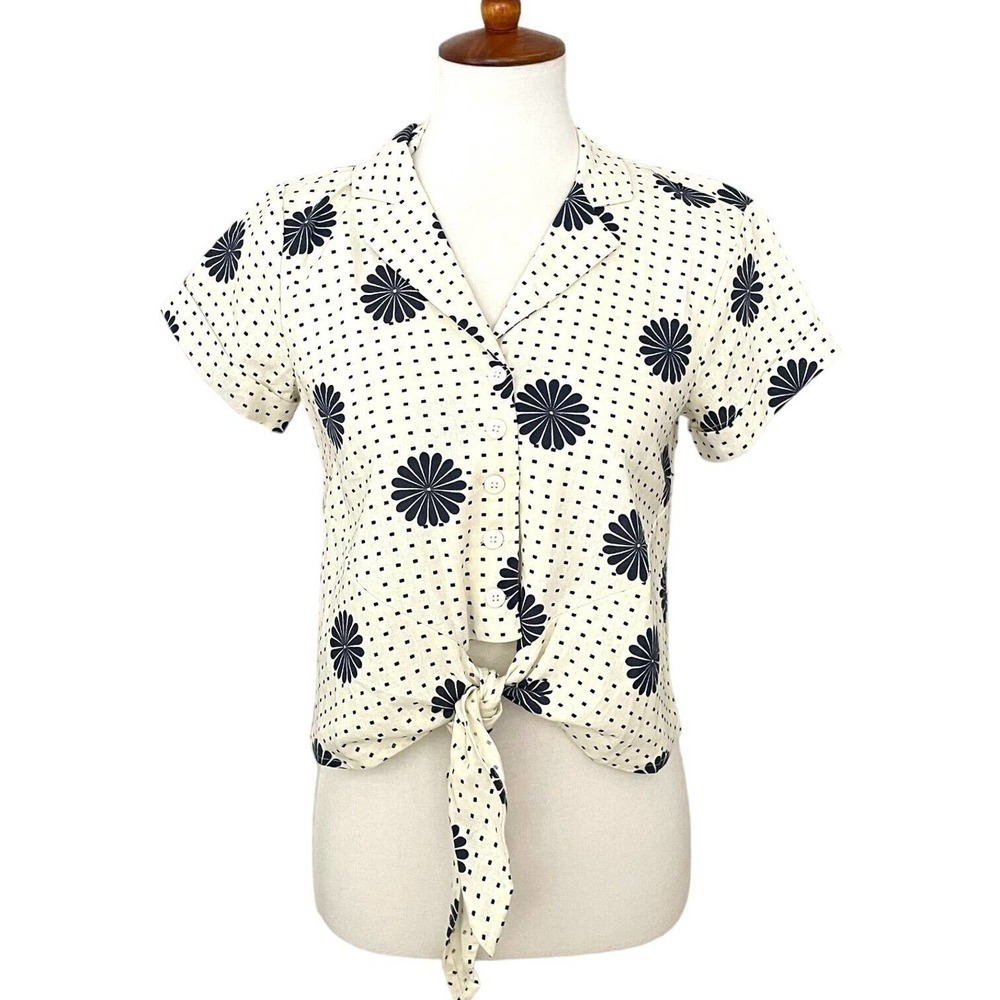 MODCLOTH White Navy Daisy Floral Wisely Tied Button Up Cropped Top Size XS